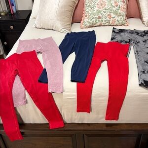 Set of Five Leggings in (2) Red, Pink, Blue, and Tie-Dye Gray
